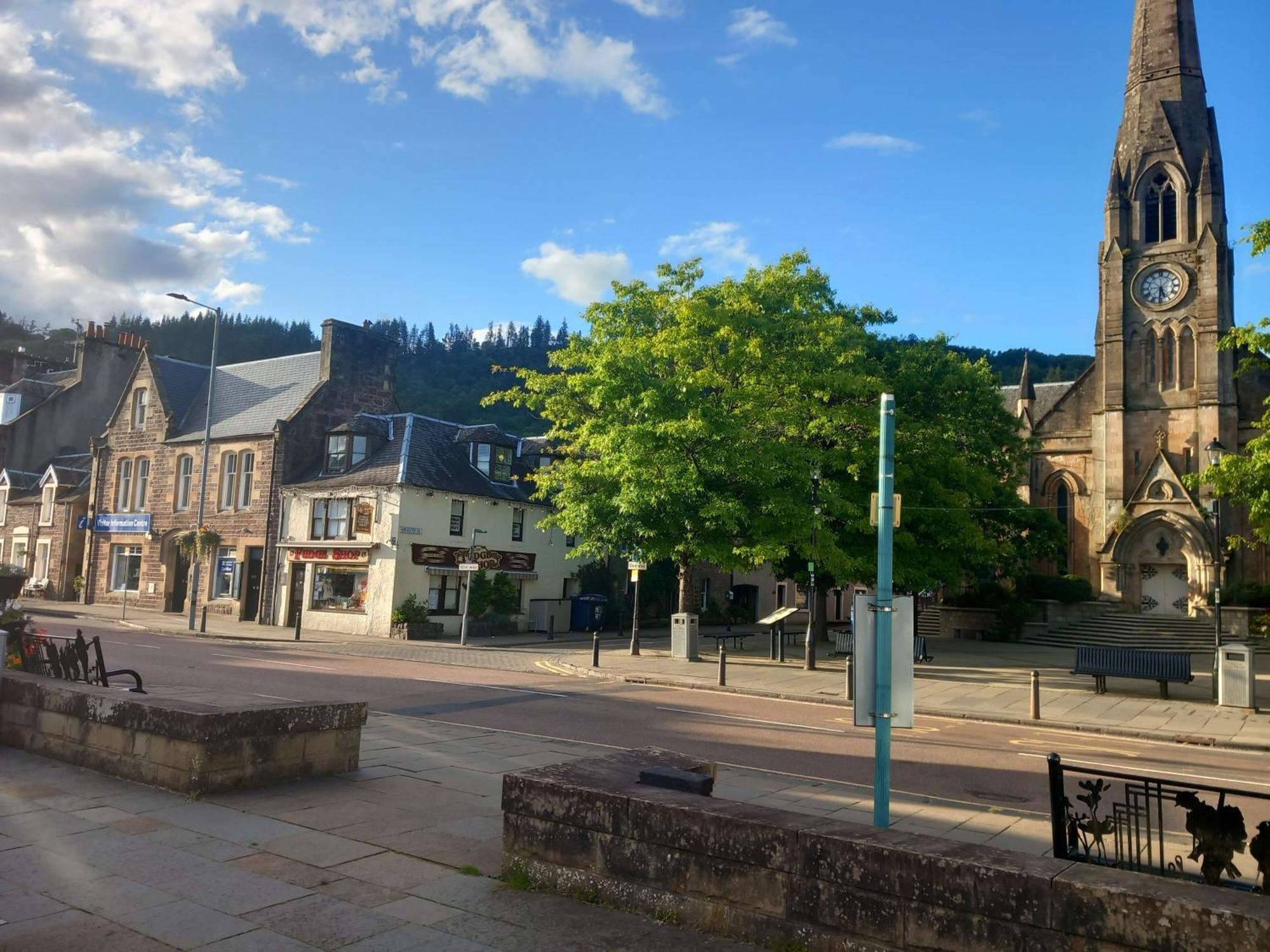Stunning Village Centre Holiday Home Callander Exterior photo